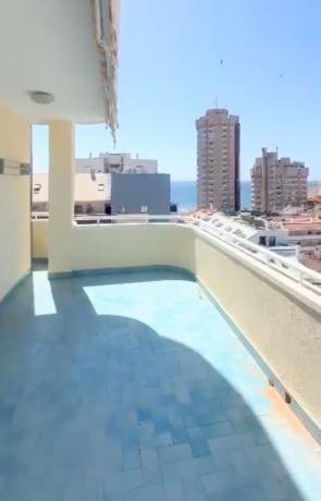 Ático en venta en Ático en Calle Martínez Catena, 1, Zona Puerto Deportivo, Fuengirola, Fuengirola thumbnail 3