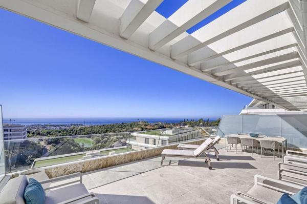 Продажа квартиры на Piso en La Panera, La Concha-Resina Golf, Estepona, Эстепона
photo 1
