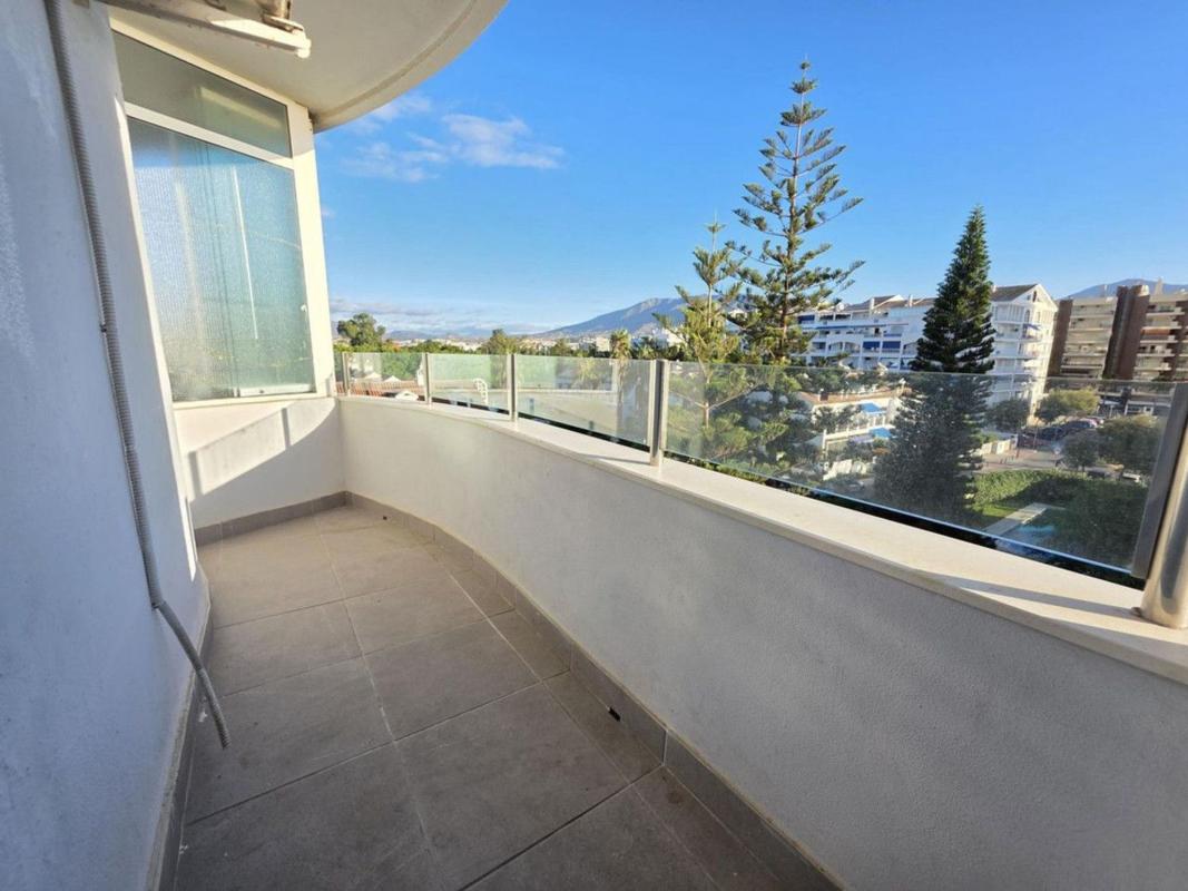 Sprzedaż mieszkania w Piso en Zona Sohail, Fuengirola, Fuengirola
 photo 5