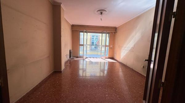 Sprzedaż mieszkania w Piso en Calle José Denis Belgrano, Centro Histórico, Málaga, Málaga
 photo 3