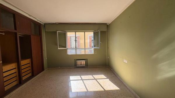 Sprzedaż mieszkania w Piso en Calle José Denis Belgrano, Centro Histórico, Málaga, Málaga
 photo 4