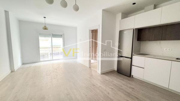 Продажа квартиры на Piso en Los Castillejos - La Trinidad, Málaga, Малага
 photo 4