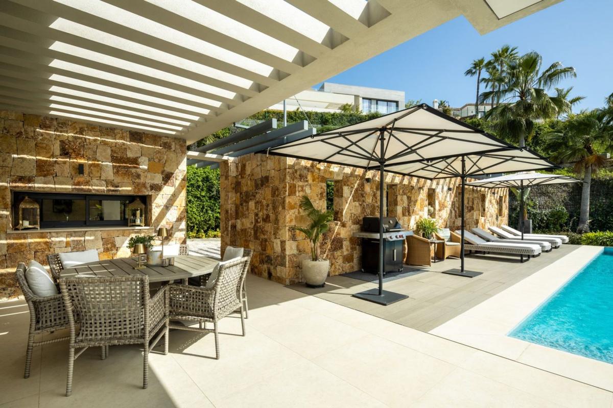 Properties for sale and rent in Spain photo 3