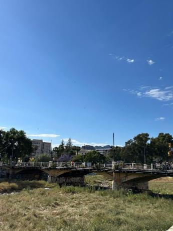 Продажа квартиры на Piso en El Molinillo - Capuchinos, Málaga, Малага
 photo 2