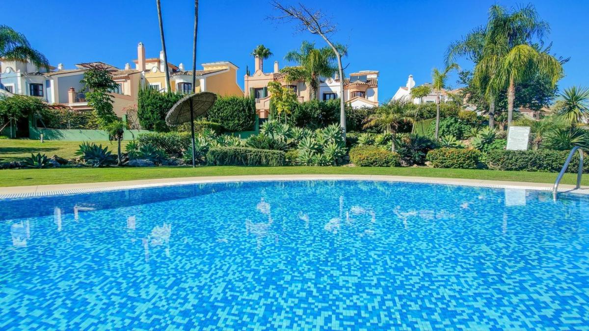 Propiedades en venta y alquiler en España photo 1