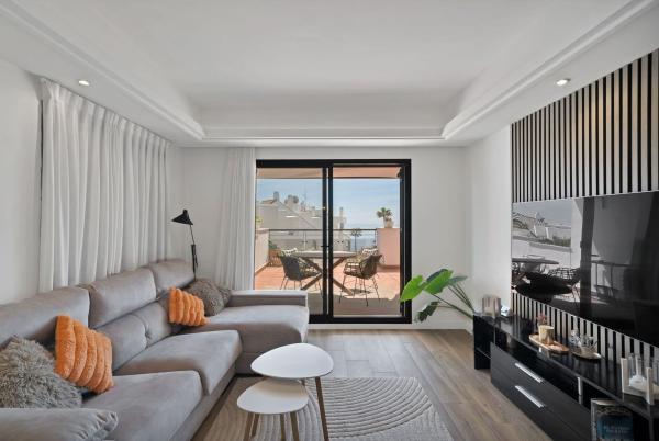 Аттик на продажу в  Ático en Urbanizacion Casares del Mar, Bahía de Casares, Casares, Касарес photo 4