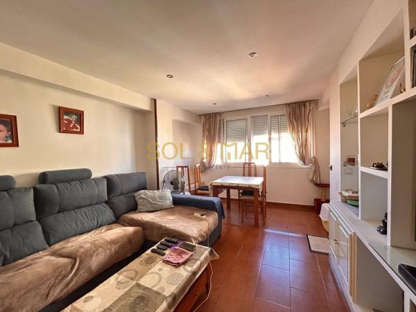 Venta de piso en Piso en Avenida de Sorolla, Ayuntamiento, Torremolinos, Torremolinos
 photo 1