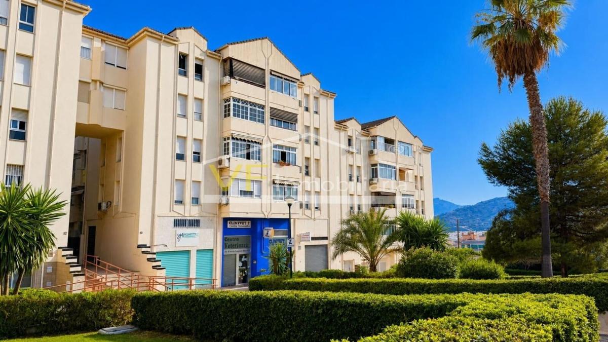 Продажа квартиры на Piso en Cortijo Bazán - Los Casinis - Los Cipreses, Málaga, Малага
 photo 2