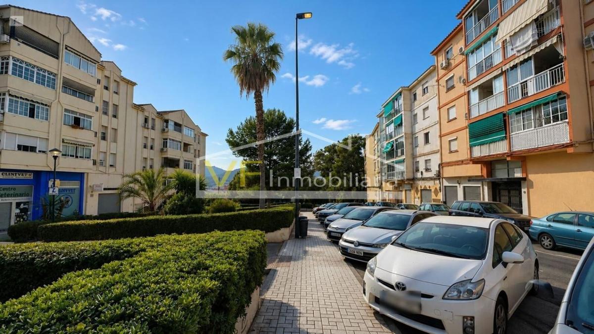 Продажа квартиры на Piso en Cortijo Bazán - Los Casinis - Los Cipreses, Málaga, Малага
 photo 3