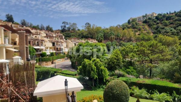 Venta de piso en Piso en Calle Los Arqueros, Los Arqueros-Puerto del Almendro, Benahavís, Benahavís
 photo 4