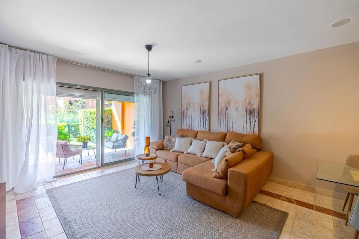 Sale of apartment in Piso en La Alquería, Benahavís, Benahavís
photo 4