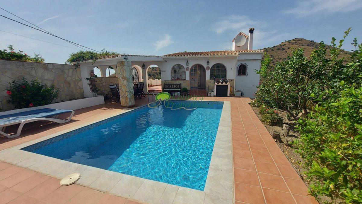 Properties for sale and rent in Spain photo 3