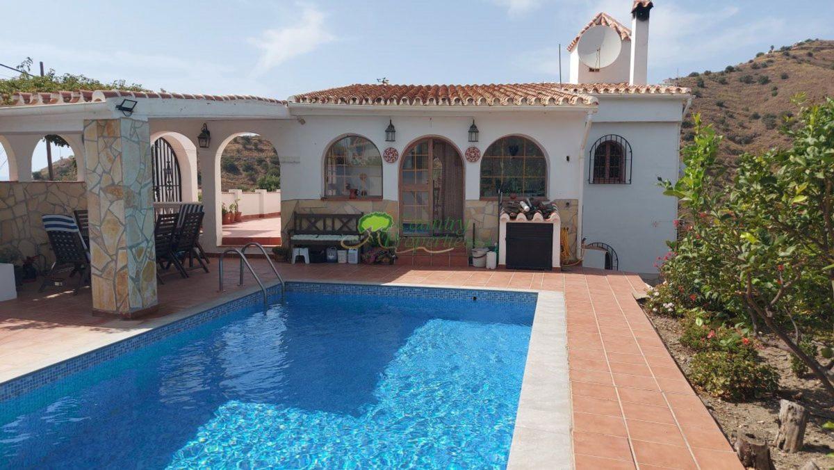 Properties for sale and rent in Spain photo 5