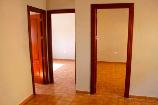 Duplex en venta en Dúplex en Camino los prados, Polígonos - Recinto Ferial, Málaga, Málaga photo 4