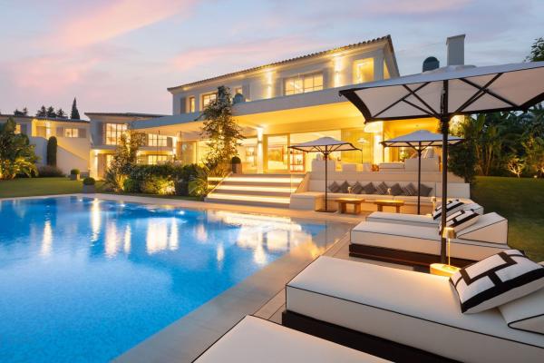 Casa o chalet independiente en Avenida del Prado, Las Brisas, Marbella thumbnail 2