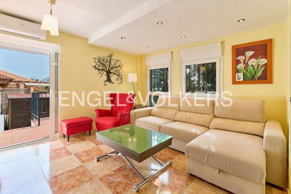 Venta de piso en Piso en Ramal de Cerro Largo, Montemar, Torremolinos, Torremolinos
photo 1