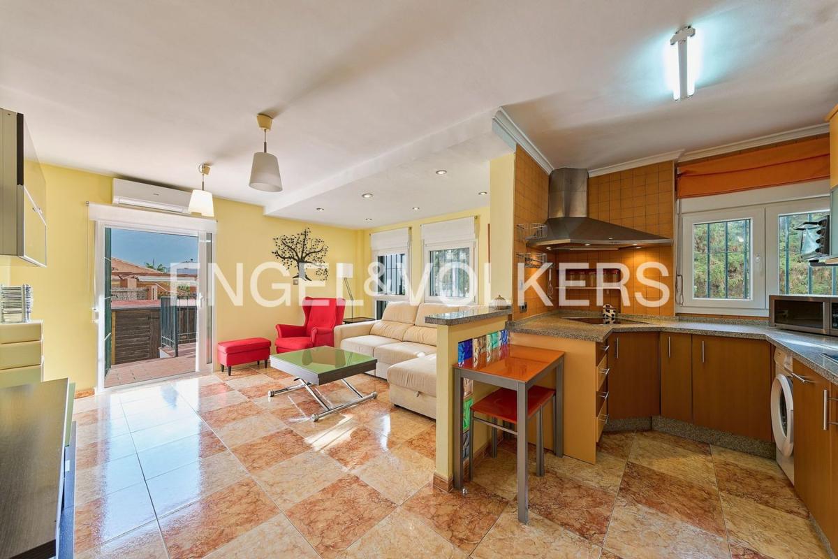 Venta de piso en Piso en Ramal de Cerro Largo, Montemar, Torremolinos, Torremolinos
photo 2