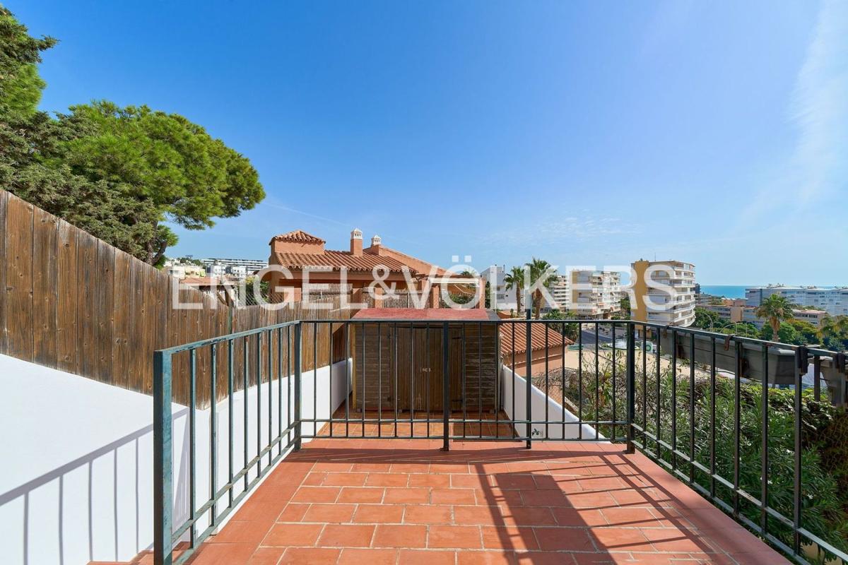 Venta de piso en Piso en Ramal de Cerro Largo, Montemar, Torremolinos, Torremolinos
photo 3