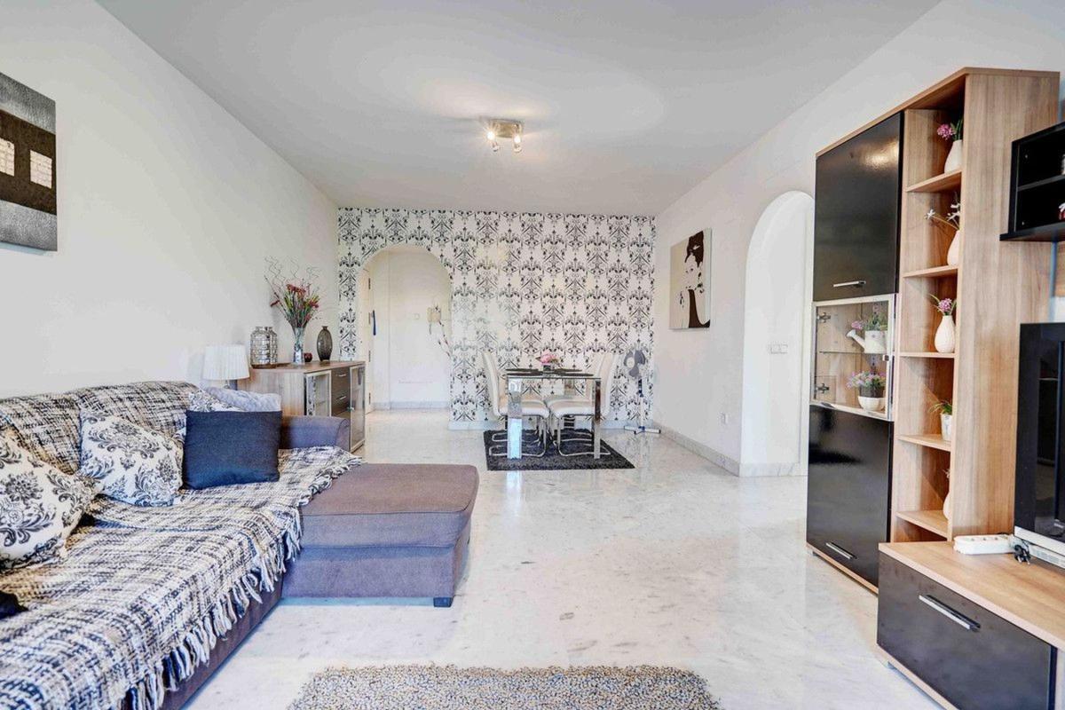 Продажа квартиры на Piso en Sitio de Calahonda, Mijas, Михас
 photo 3