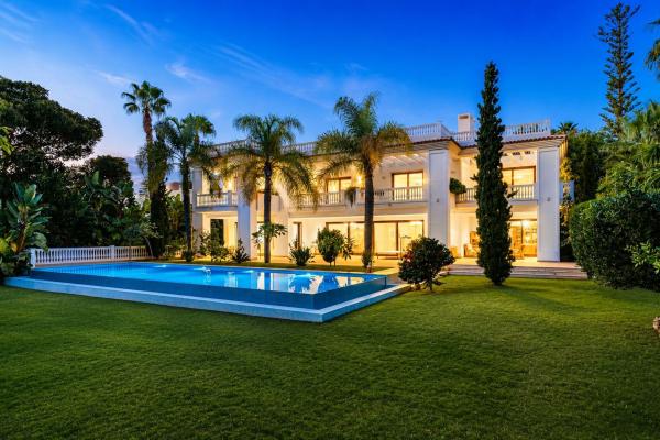 Casa o chalet independiente en Casasola, Estepona photo 1