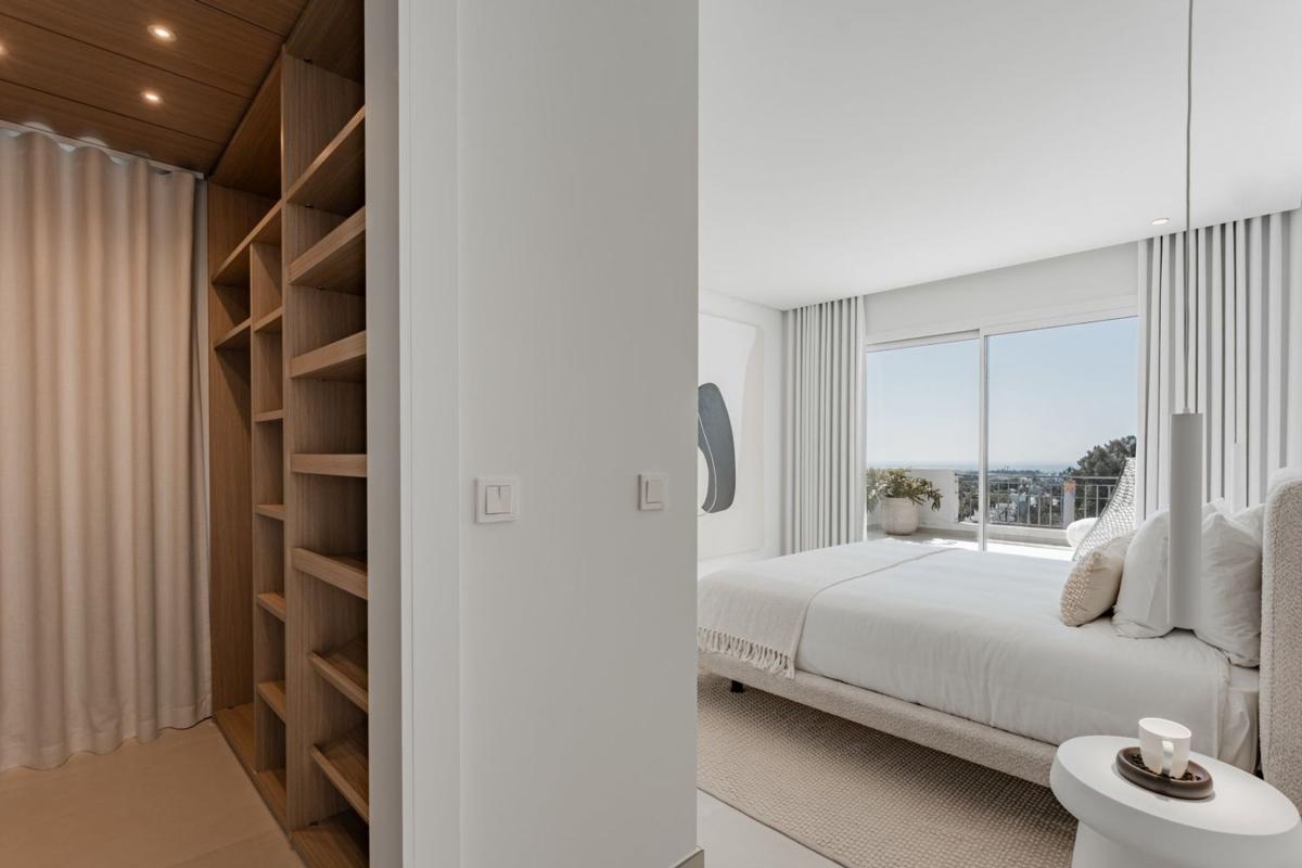 Duplex sale in Dúplex en La Quinta, Benahavís, Benahavís photo 4