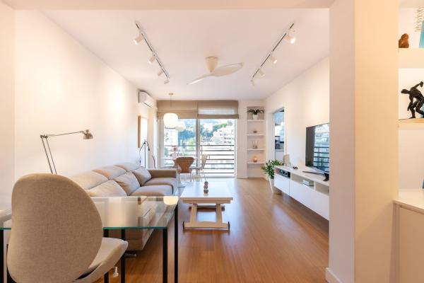 Продажа квартиры на Piso en Playa de la Fontanilla, Marbella, Марбелла
photo 1