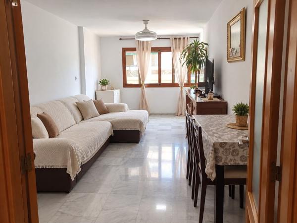 Venta de piso en Piso en Canalejas, Camino Viejo de Málaga, Vélez-Malaga, Vélez-Malaga
photo 1