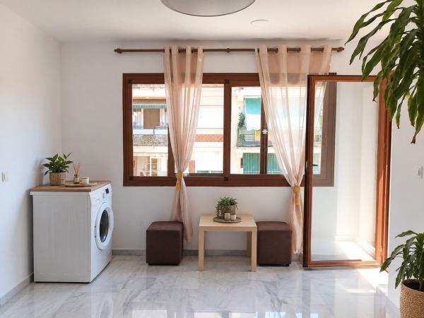 Venta de piso en Piso en Canalejas, Camino Viejo de Málaga, Vélez-Malaga, Vélez-Malaga
thumbnail 2