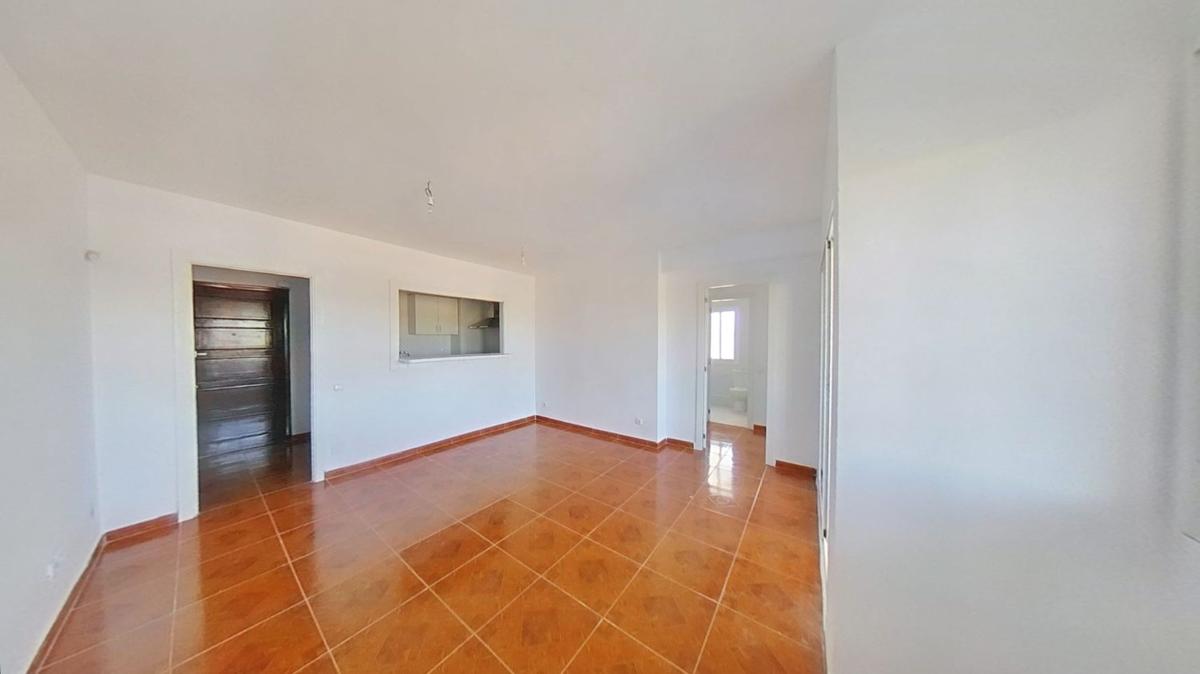 Sale of apartment in Piso en Rodeo Alto-Guadaiza-La Campana, Marbella, Marbella
 photo 3