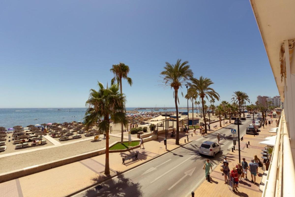 Sale of apartment in Piso en Paseo Marítimo Rey de España, Zona Puerto Deportivo, Fuengirola, Fuengirola
 photo 3