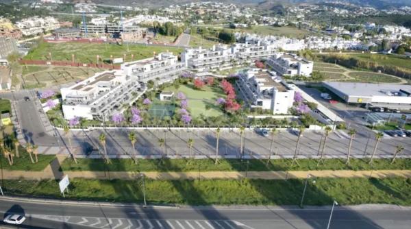 Sale of flat in Piso en Calle Flor de Saúco s/n, Bel-Air, Estepona, Estepona
thumbnail 2