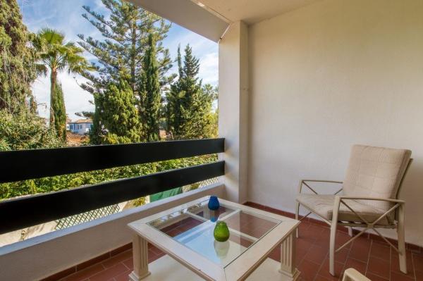Продажа квартиры на Piso en Calle José Manuel Caballero Bonald, Linda Vista-Nueva Alcántara-Cortijo Blanco, Marbella, Марбелла
thumbnail 2