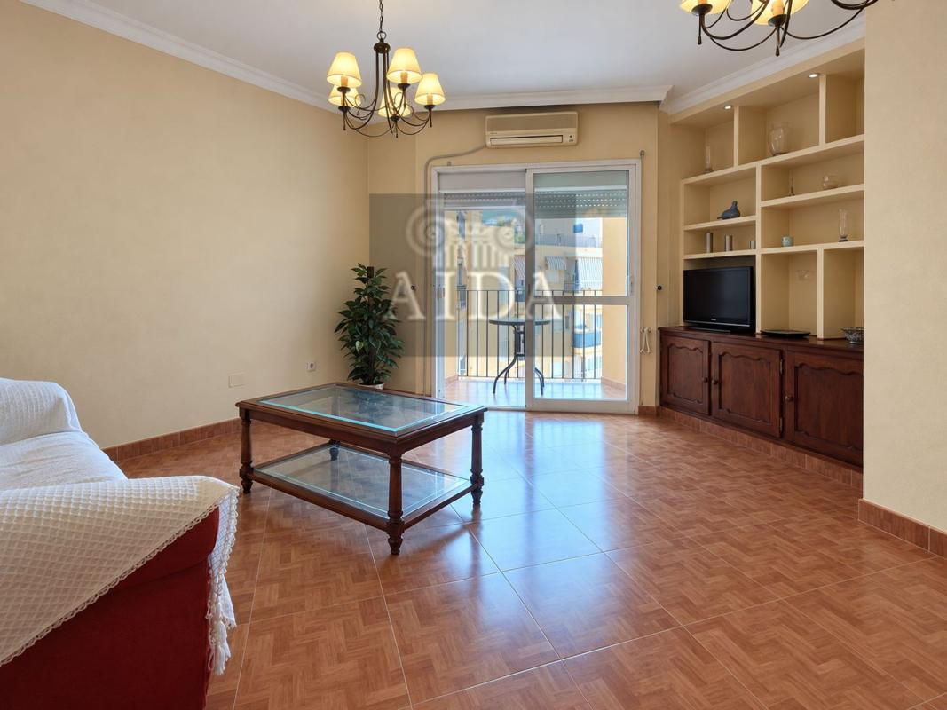 Продажа квартиры на Piso en Sierra de Estepona-Avda de Andalucia, Estepona, Эстепона
photo 2
