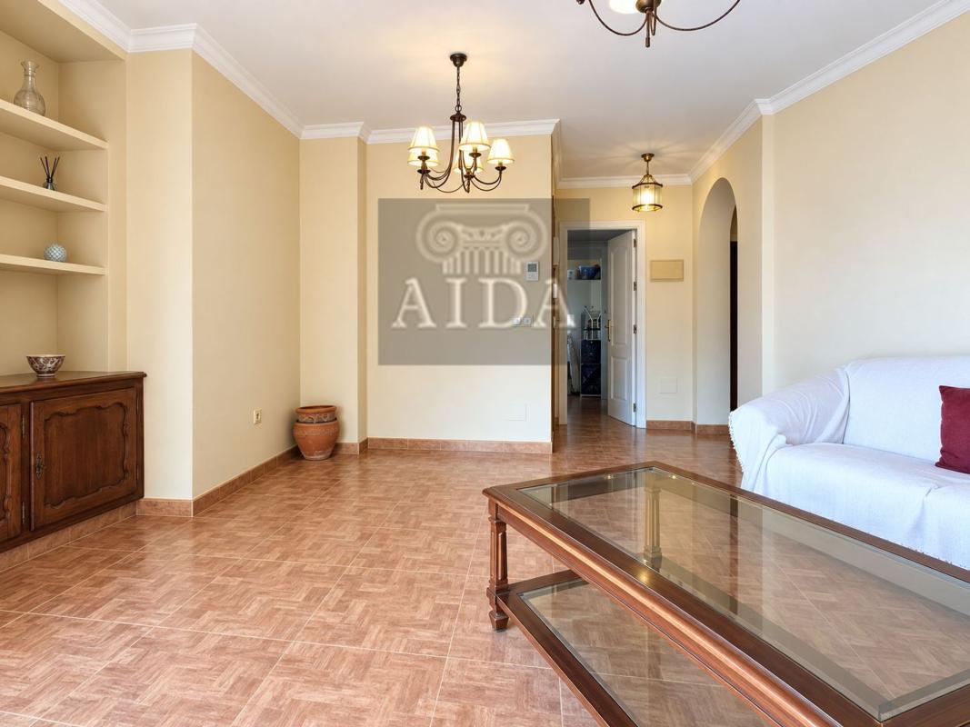 Продажа квартиры на Piso en Sierra de Estepona-Avda de Andalucia, Estepona, Эстепона
photo 4