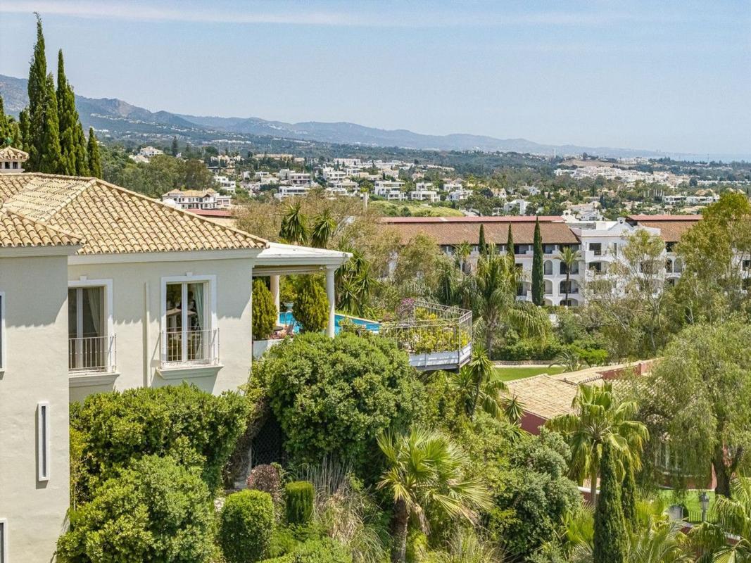 Properties for sale and rent in Spain photo 4