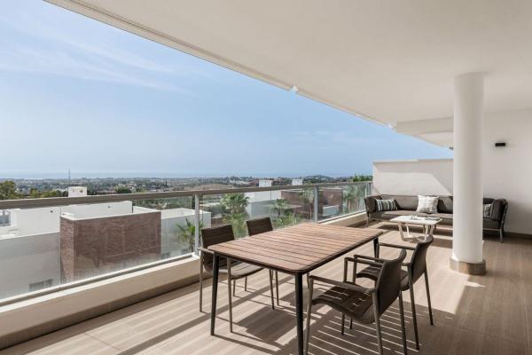 Venta de piso en Piso en Urbanizacion los Aguilares, Los Arqueros-Puerto del Almendro, Benahavís, Benahavís
thumbnail 2