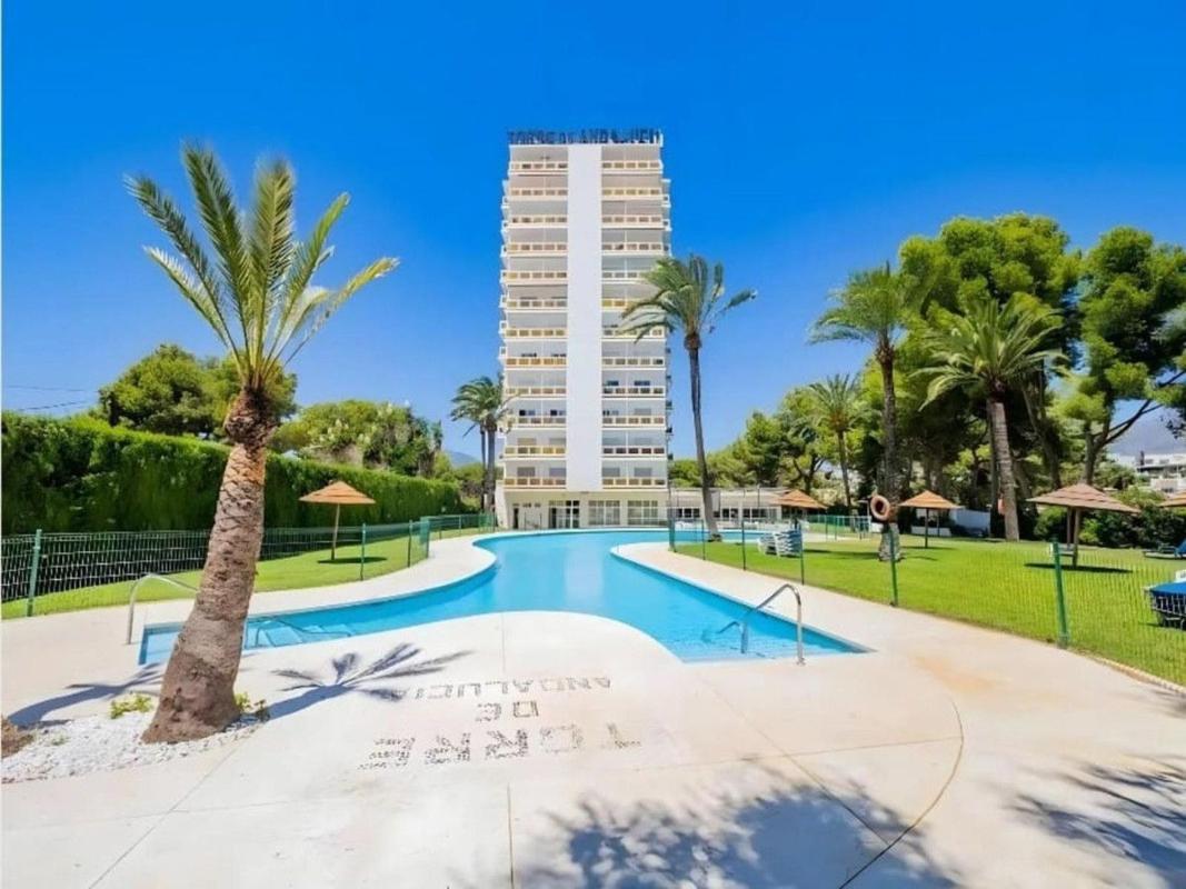 Venta de piso en Piso en Urbanizacion n Andalucia 6c, Las Brisas, Marbella, Marbella
photo 1