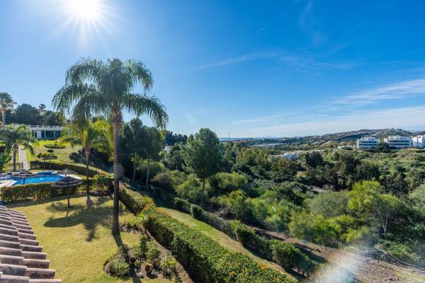 Venta de piso en Piso en Urbanizacion Puerto de los Almendros, Los Arqueros-Puerto del Almendro, Benahavís, Benahavís
photo 1