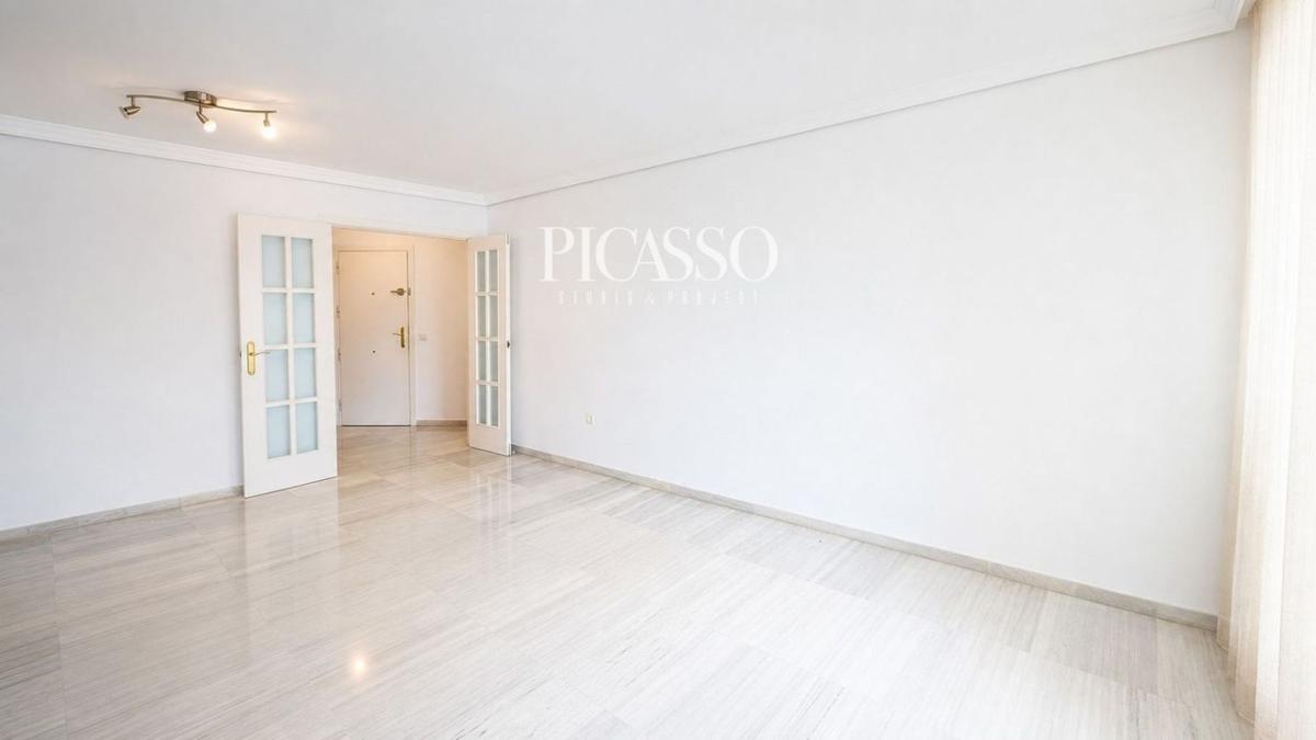 Продажа квартиры на Piso en Ayuntamiento, Torremolinos, Торремолинос
photo 1