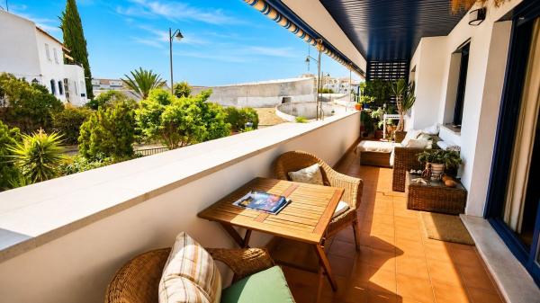 Продажа квартиры на Piso en Calle Vista África, Puerto de Estepona, Estepona, Эстепона
photo 1