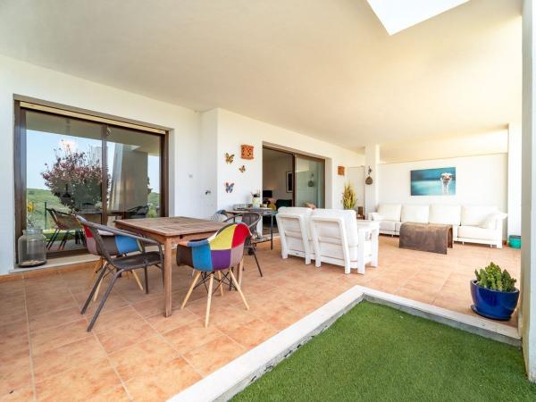 Продажа квартиры на Piso en Calle Casares Golf Garden, Casares Golf - Casares del Sol, Casares, Касарес
thumbnail 3