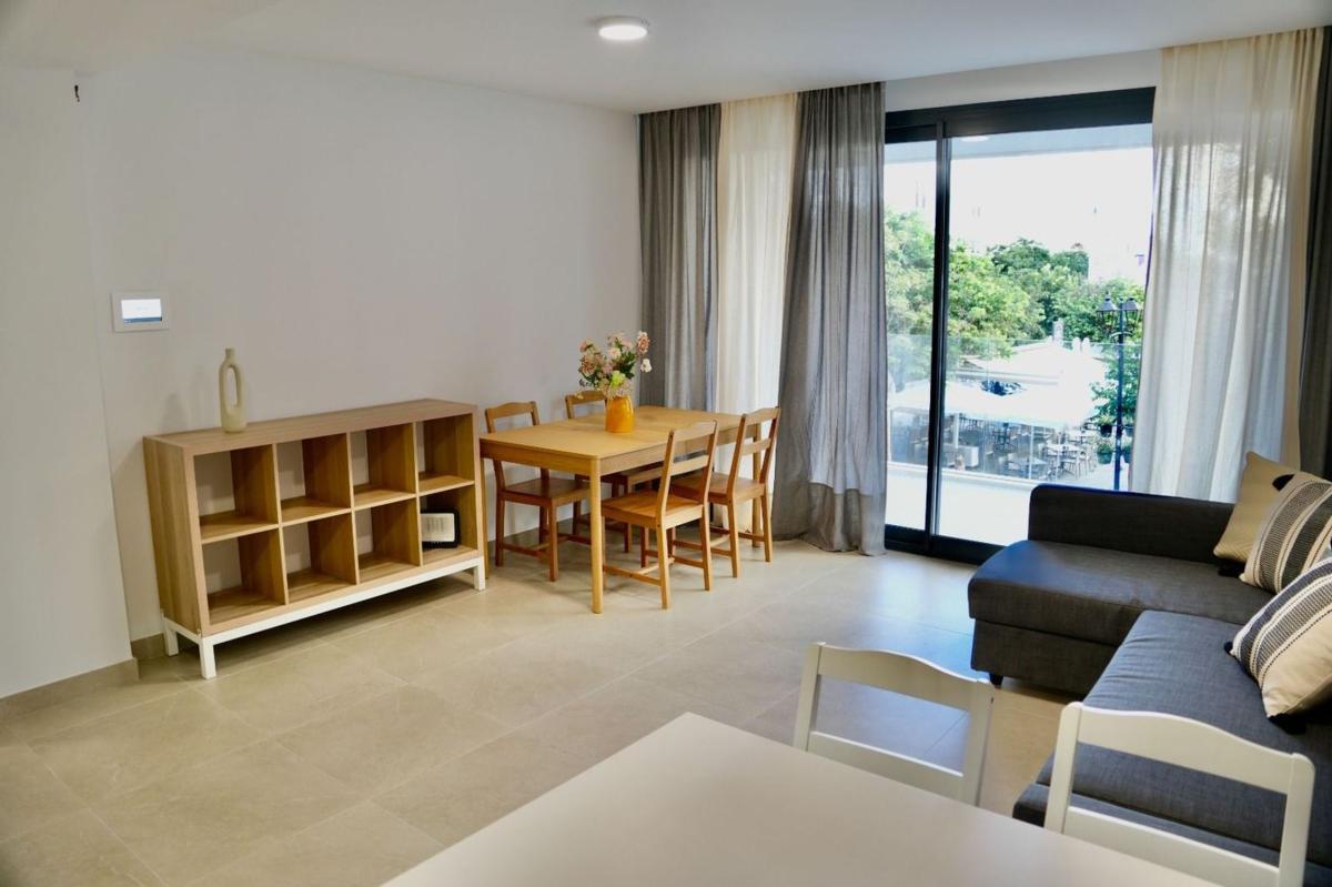 Venta de piso en Piso en Puerto de Estepona, Estepona, Estepona
photo 4