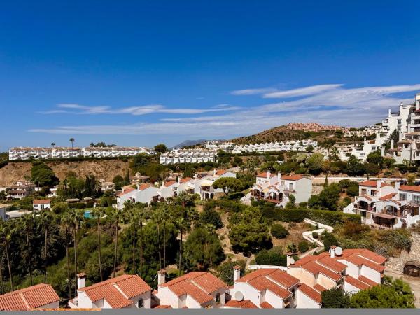 Ático en venta en  Ático en Urbanización Sitio de Calahonda, 12, Sitio de Calahonda, Mijas, Mijas photo 3