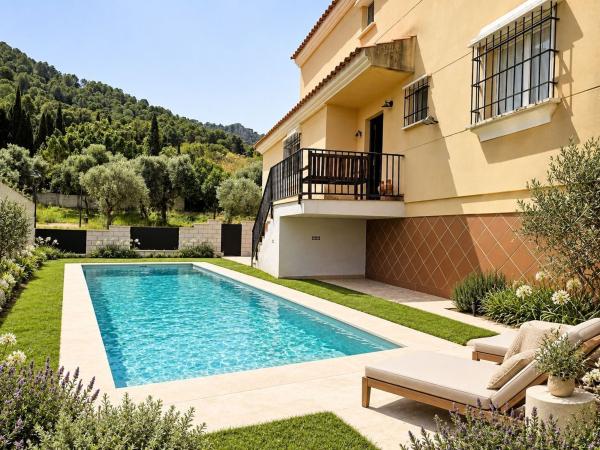 Chalet pareado en Calle Miguel Ángel Isla Lucio, Manantiales - Lagar - Cortijo, Alhaurín de la Torre photo 2