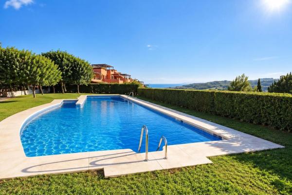 Продажа квартиры на Piso en Calle Casares Golf Garden, Casares Golf - Casares del Sol, Casares, Касарес
thumbnail 2
