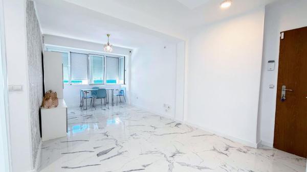 Venta de piso en Piso en Ayuntamiento, Torremolinos, Torremolinos
 photo 3