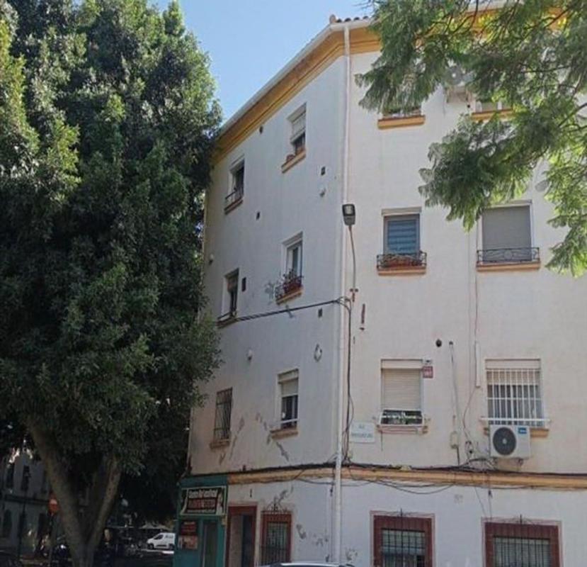 Venta de piso en Piso en Jorge Guillen, Girón - Las Delicias - Pacífico, Málaga, Málaga
photo 2