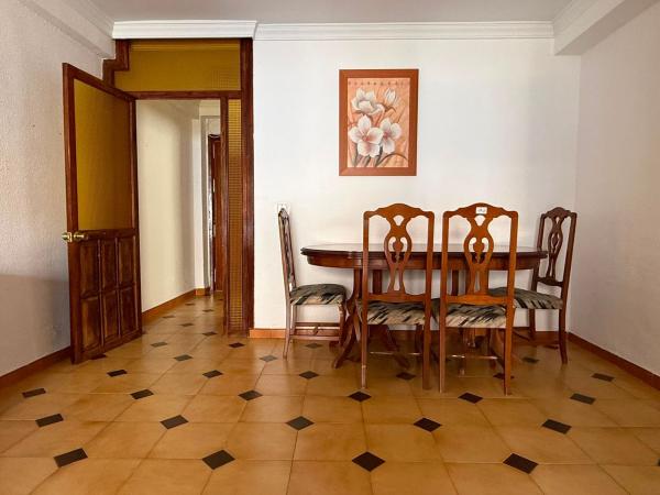 Venta de piso en Piso en Calle Poeta Ximénez Molina, La Florida - Parque norte, Málaga, Málaga
 photo 4