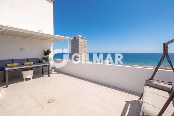 Penthouse for sale at Ático en Calle José Luis Díez, Puerto de Estepona, Estepona, Estepona thumbnail 2