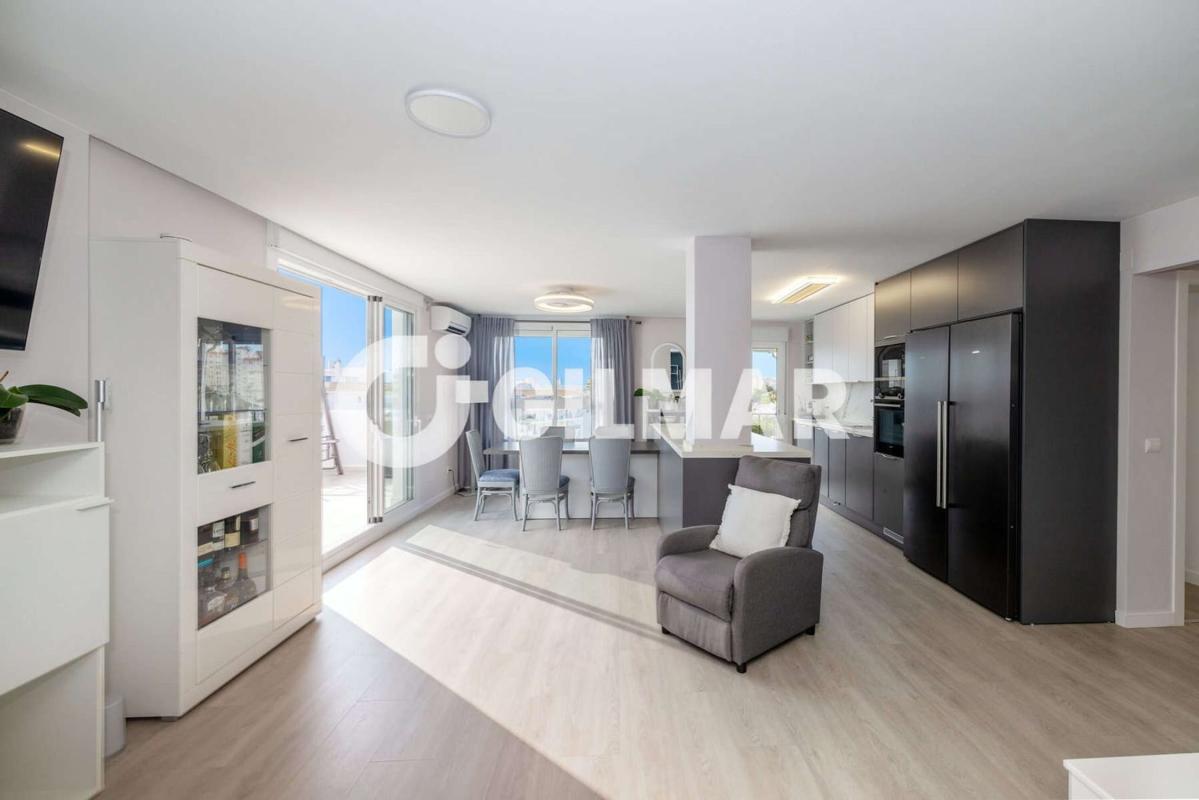Penthouse sale in Ático en Calle José Luis Díez, Puerto de Estepona, Estepona, Estepona photo 5